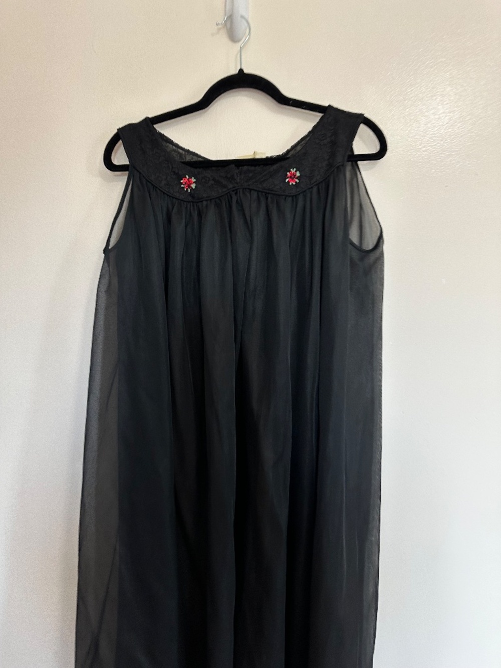 Vintage Union Made Black Sheer Nightgown & Matching Lace Robe, 2 Pc Set, Medium - Picture 4 of 8